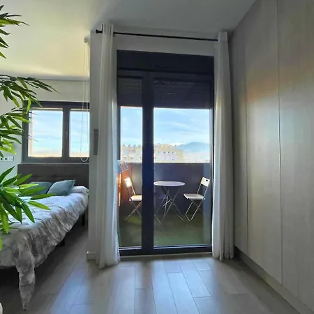 Home4u Con Cochera Granada